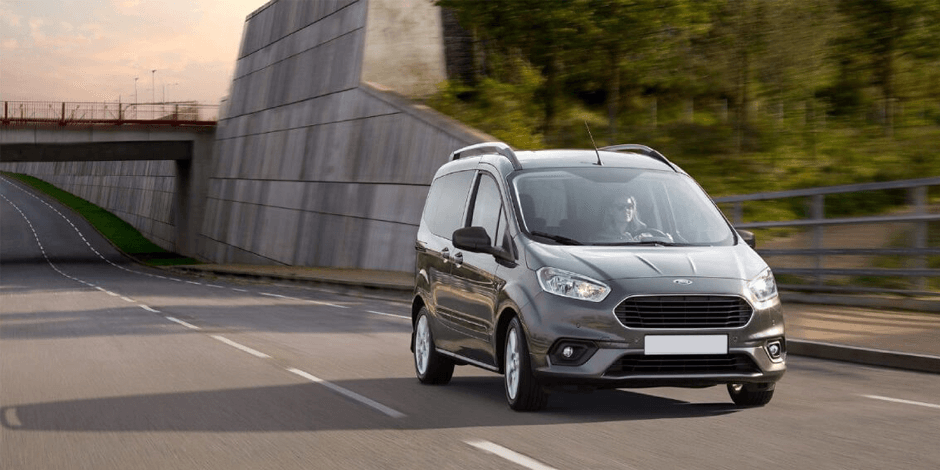 FORD  TOURNEO COURİER